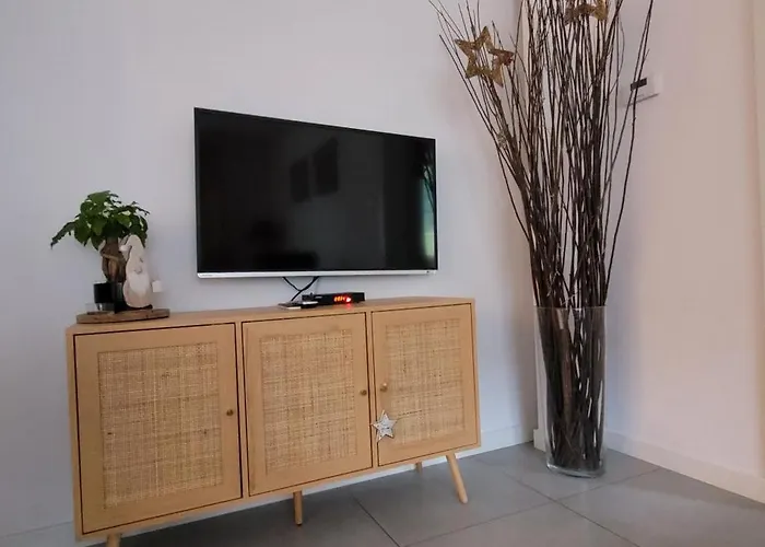 Biały Na Osiedlu Pod śnieżką Karpacz