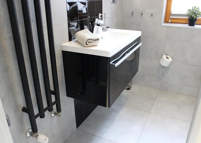 Biały Na Osiedlu Pod śnieżką Apartament *