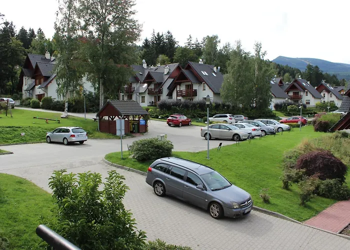 Biały Na Osiedlu Pod śnieżką