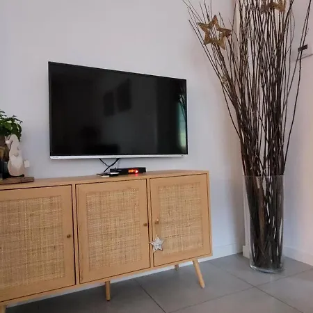 Apartament Bialy Na Osiedlu 